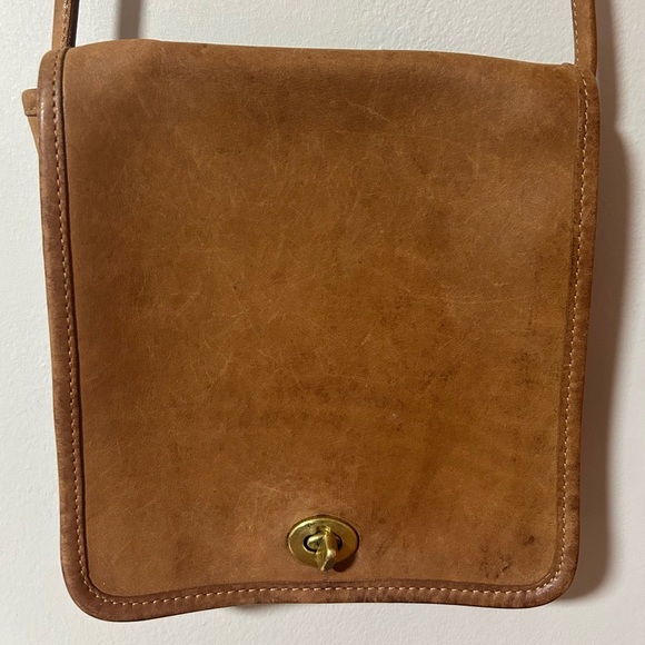 Coach 1990 Vintage Companion Flap Crossbody Bag - Picture 9 of 14